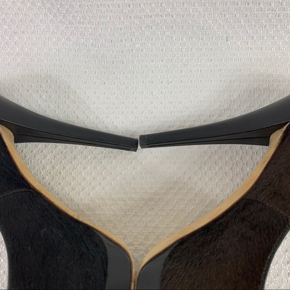 Vera Wang Lavender Label Black Fur Heels 6 - Picture 6 of 15